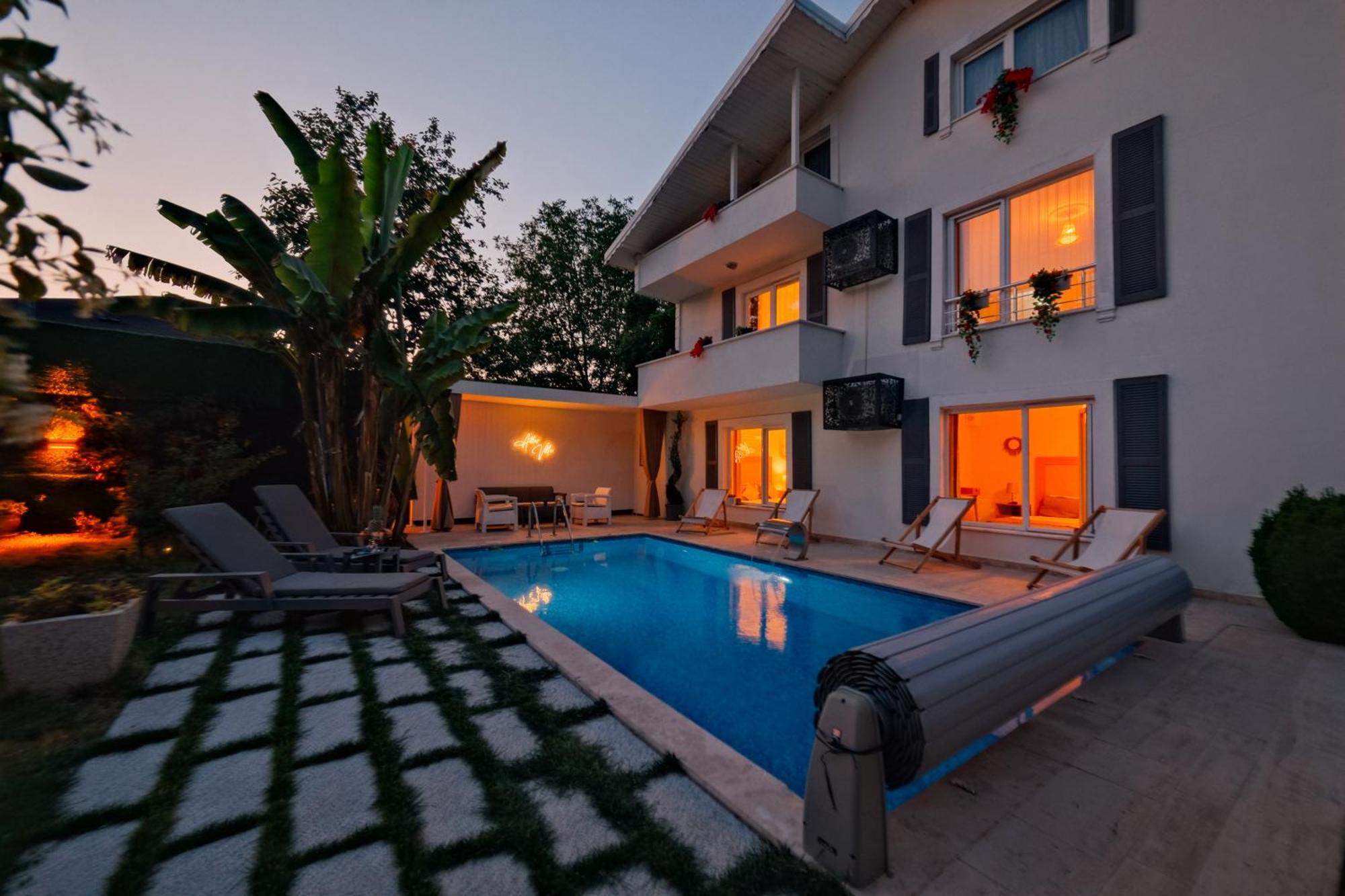 Villa Atlas Muhafazakar Havuzlu, Mustakil Genis Bahceli Sapanca Εξωτερικό φωτογραφία